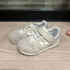 ニューバランス　キッズ　スニーカー　373 アイボリー