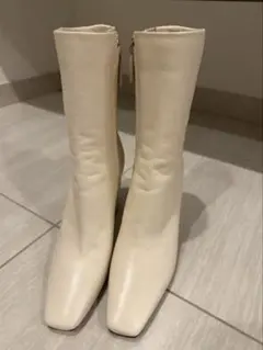 VALENTINO✴︎ショートブーツ