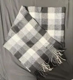 チェック柄マフラー グレーとホワイト