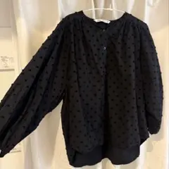 ZARA ドット柄　バルーンスリーブシャツ 黒