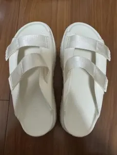お値下げ！【新品】UGG アグ サンダル UGG:GOLDEN GLOW