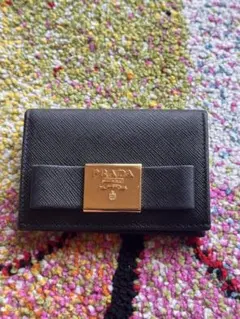 PRADA プラダ サフィアーノ 三つ折り財布 ミニレターリボン f