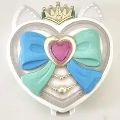 シャイニーキャッツパクト わんだふるぷりきゅあ！