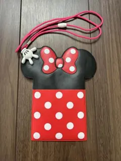 ミニーマウス　チケットホルダー　赤　水玉