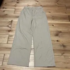 ジーユー　GU ベージュ カジュアルパンツ ワイドシルエット