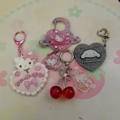 SANRIO 산리오 キティ シナモンロール キーホルダー