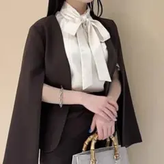 スナイデル SNIDEL ラッフルシアースリーブブラウス アイボリー