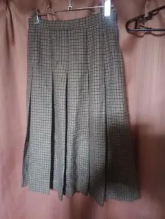 アクアスキュータムAquascutum　チェック柄 プリーツウールスカート