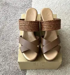 UGG ウェッジソール サンダル ブラウンのサムネイル