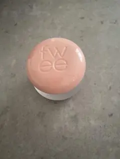 【最終値下げ】fwee フィーリングリップアンドチーク ND04