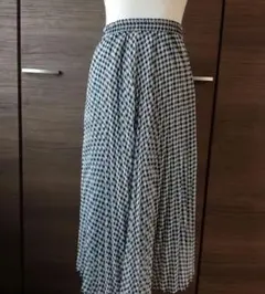 新品未使用タグ付☆GUジーユー ギンガムチェックプリーツロングスカート 黒