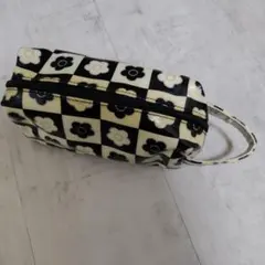 マリークワント ブラック 黒 ポーチ 合成皮革