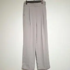 アースミュージック&エコロジーグレー プリーツ入り ワイドパンツ