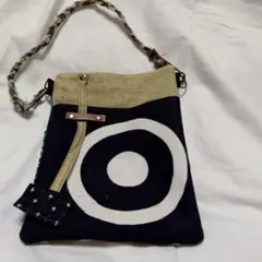 Item thumbnail for item 7d5e24cc-25b7-4a19-927b-5db19497525d