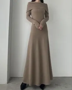 オフショルダー フレアニットロングワンピース ベージュ