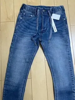 Item thumbnail for item 53a15c66-b50d-4e4e-acb0-3149cfa2c919