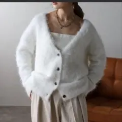 ラス①Bonjour sagan 　アルパカタッチディープVカーディガン