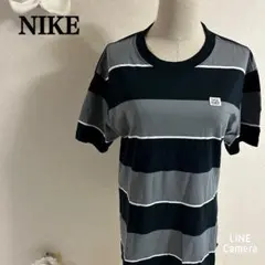 NIKE 美品メンズブラック＆グレーボ一ダ絡み半袖シャツ