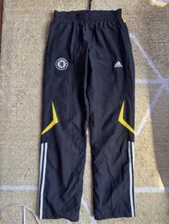 adidas Chelsea ピステパンツ ブラック/イエロー