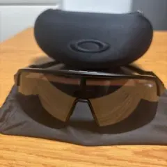 OAKLEY SUTRO LITE(A) OO9463A ケース付きのサムネイル