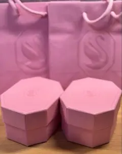 SWAROVSKI ギフトボックス 空箱 ピンク - メルカリ