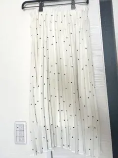即購入⭕️ ドット柄プリーツスカート 春　夏