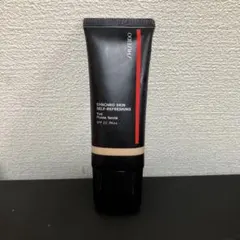 SHISEIDO シンクロスキン　セルフリフレッシング ティント 215のサムネイル
