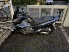 Honda PCX jf81 マットイオンブルーメタリックのサムネイル