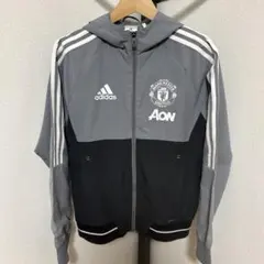 マンチェスター・ユナイテッド　フード付きジャケット　xs