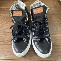 ジョジョの奇妙な冒険　靴　石仮面柄　converse