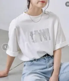 COLONY 2139 箔プリントTシャツ　白カットソープルオーバー　シルバー