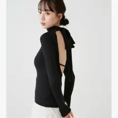 【新品】スナイデルSNIDEL バックオープンシアーニットプルオーバー　ブラック