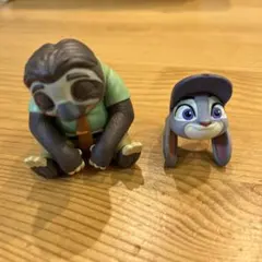 ズートピア　肩ズンfig ファッションリング　ガチャガチャ