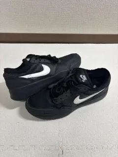 【日本未発売/極美品】NIKE SB PS8 オールブラック 27cm