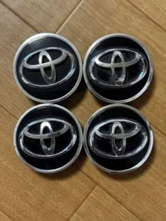 トヨタ ホイールセンターキャップ 4個セット