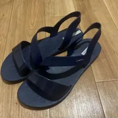 Ipanema サンダル ネイビー 23cm 未使用のサムネイル