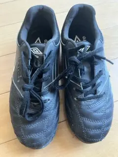 umbro サッカーシューズ ブラック スパイク19.0cm