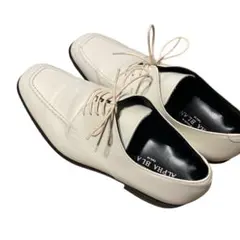 Item thumbnail for item 8baf712f-2218-46e7-9df6-bdeae9d0f5ca