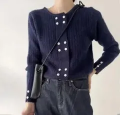 ダブルボタンカーディガン