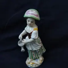 ✤マイセン(Meissen)フィギュリン『ジョウロを持つ少女』のサムネイル