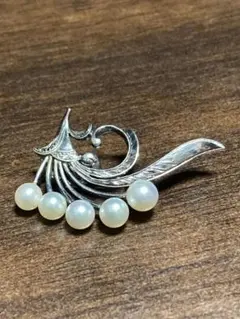 美品 ミキモト ブローチ アコヤパール 真珠 シルバー 5粒 5珠