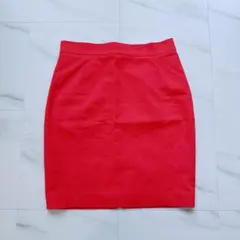 H&M タイトスカート 膝丈スカート バブリー レトロ 派手 大きめ レッド 赤のサムネイル