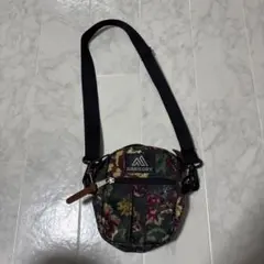 Item thumbnail for item 60d33104-e8ee-4d2c-94a8-1dcd8e31791b