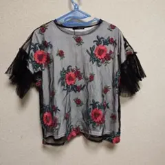 最終値下げ！　&g'aime 花柄刺繍 フリル袖 Tシャツのサムネイル