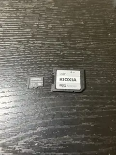 KIOXIA 32GB MicroSDメモリーカード + アダプター