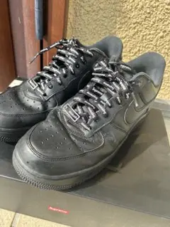 Supreme × Nike Air Force 1 Low 