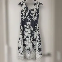 2026年最新】Tadashi Shoji レディース ノースリーブひざ丈ワンピース