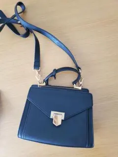 ブラックショルダーバッグ