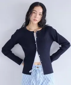 ♡新品未使用タグ付き♡VIS バイカラークルーネックカーディガンのサムネイル