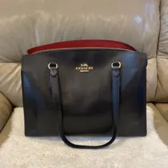 COACH ブラックレザー ショルダーバッグ